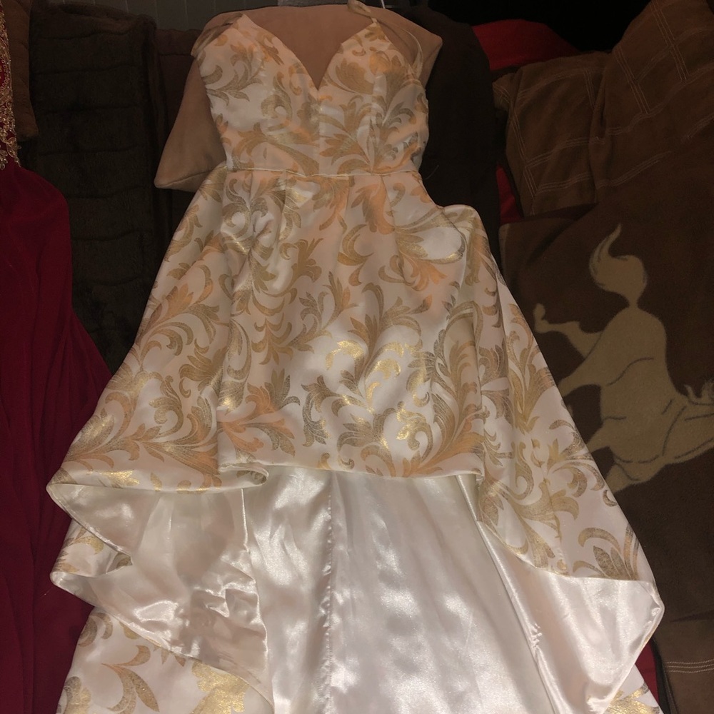 Party Dresses - Picture 6 of 6